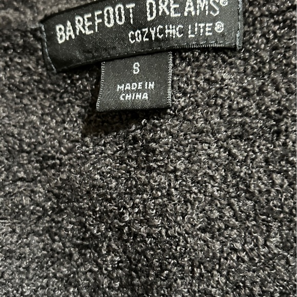 Barefoot Dreams Cozychic Pullover - Picture 4 of 4